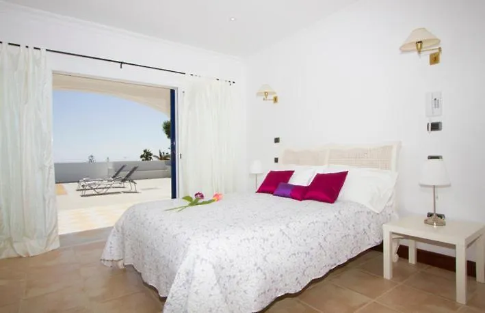 Villa Puerto Calero Marina Is A Beautiful 5 Bedroom Villa In Puerto Calero With Heated Pool