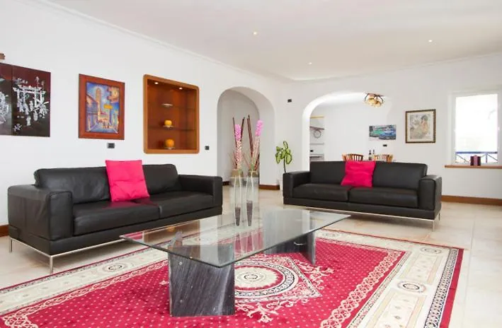 Villa Puerto Calero Marina Is A Beautiful 5 Bedroom Villa In Puerto Calero With Heated Pool